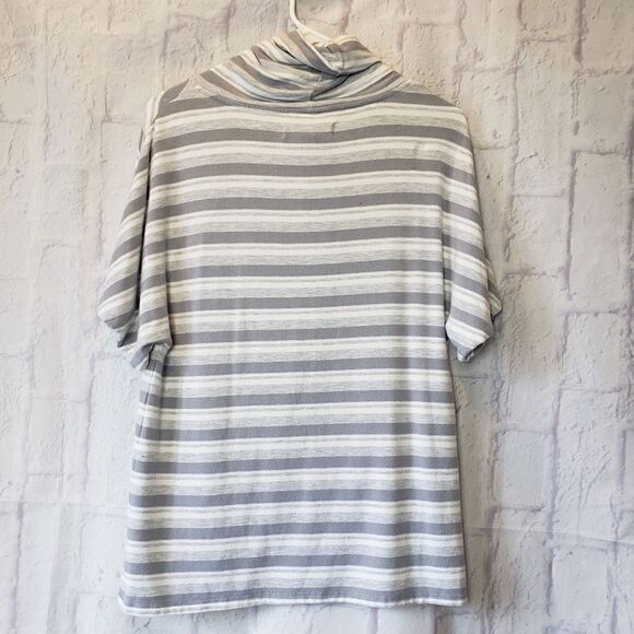 WORKSHOP REPUBLIC Oversized Cowlneck Striped Top - Picture 7 of 7
